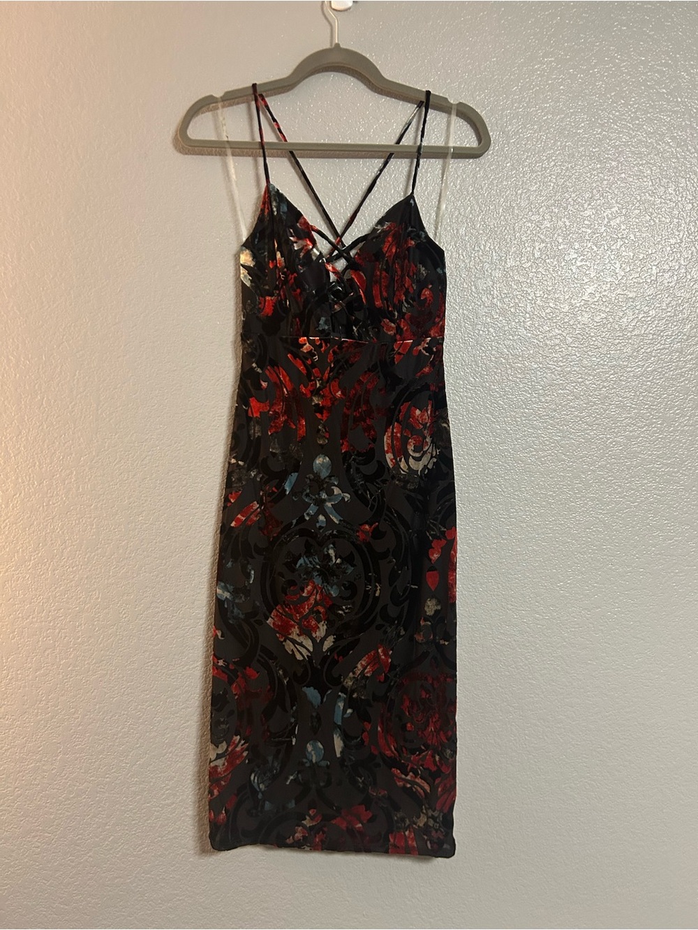 Women’s black red blue velour soft stretch cut out strappy midi dress size small